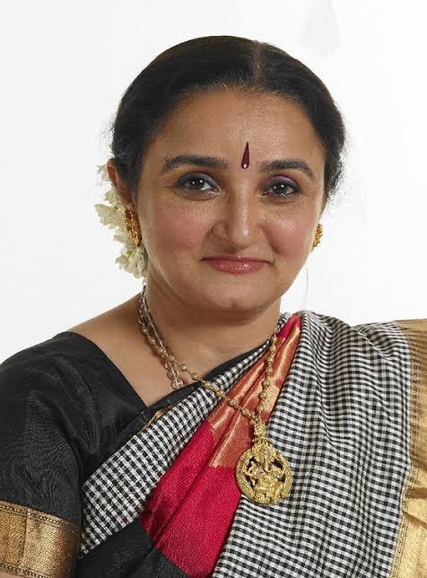 Image of  Dr Sandhya Purecha [ Chairman ]